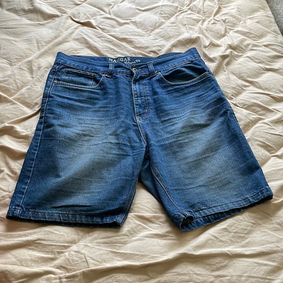 Haggar Jean Shorts - Picture 1 of 4
